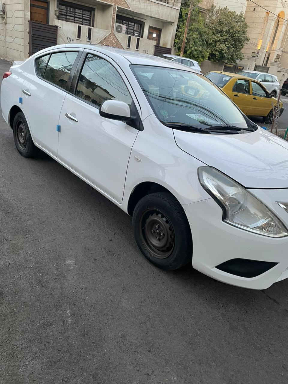 السلام عليكم نسيان سني موديل ٢٠٢٠سياره جديده بمعنى الكلمه ماشي اقل ال ٧٠باسمي وعل إيدي استلام شركه السور اتصال ***********
