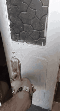 للبيع مستعجل جدا لغرض العلاج دار تجاري طابو صرف في منطقة كويريش
1- طابو صرف 🏫
2 - المساحة 200 م❤
3- يحتوي 8 غرف نوم 🌠
4- يحتوي عل شقه سكنيه في الطابق الثالث 💕
5- بيت ركن 🤫
6- يحتوي البيت على مدخلين 😍
7- التواصل مباشر مع صاحب العقار بدون دلال 
***********
