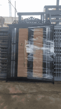 سلام عليكم بغداد مدينه الصدر قطاع ٤٩ نهايه شارع الداخل قرب كراج الوسط هذا عملي ان شاء الله ينال إعجابكم بيبان الرخام بديل الخشب أبواب جنل 4ملم والداخل ملم ونص (***********)
