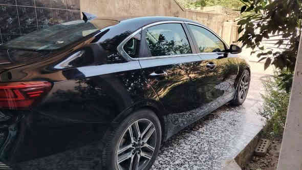 السلام عليكم
-كيا فورتي موديل 23
-رقم مميز  بغداد ب اسمي
السياره وارد  
حادث موضح بل سونار 
بيه حوض متضرر وجاملغات خلفيه معدلات ومصبوغات 
قطعتين تبريد فتحه
عدى البصمه 
السياره ماشيه 57 الف كيلو 
السياره ب اسمي تحويل ثاني يوم السياره ب 125 وبيهه مجال بسيط وهذا رقمي *********** مكاني بغداد حي اور
