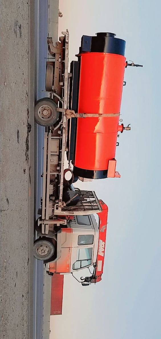 سلام عليكم فوزه مربع مكينة 14 عادي
3 طن كرين فطر بشمعه مضروب باج بسنوية ما مذكوره كرين سيارة جاهزة للعمل بدي حدادية جديدة سنوية لغاية 2027     هاتف ***********
