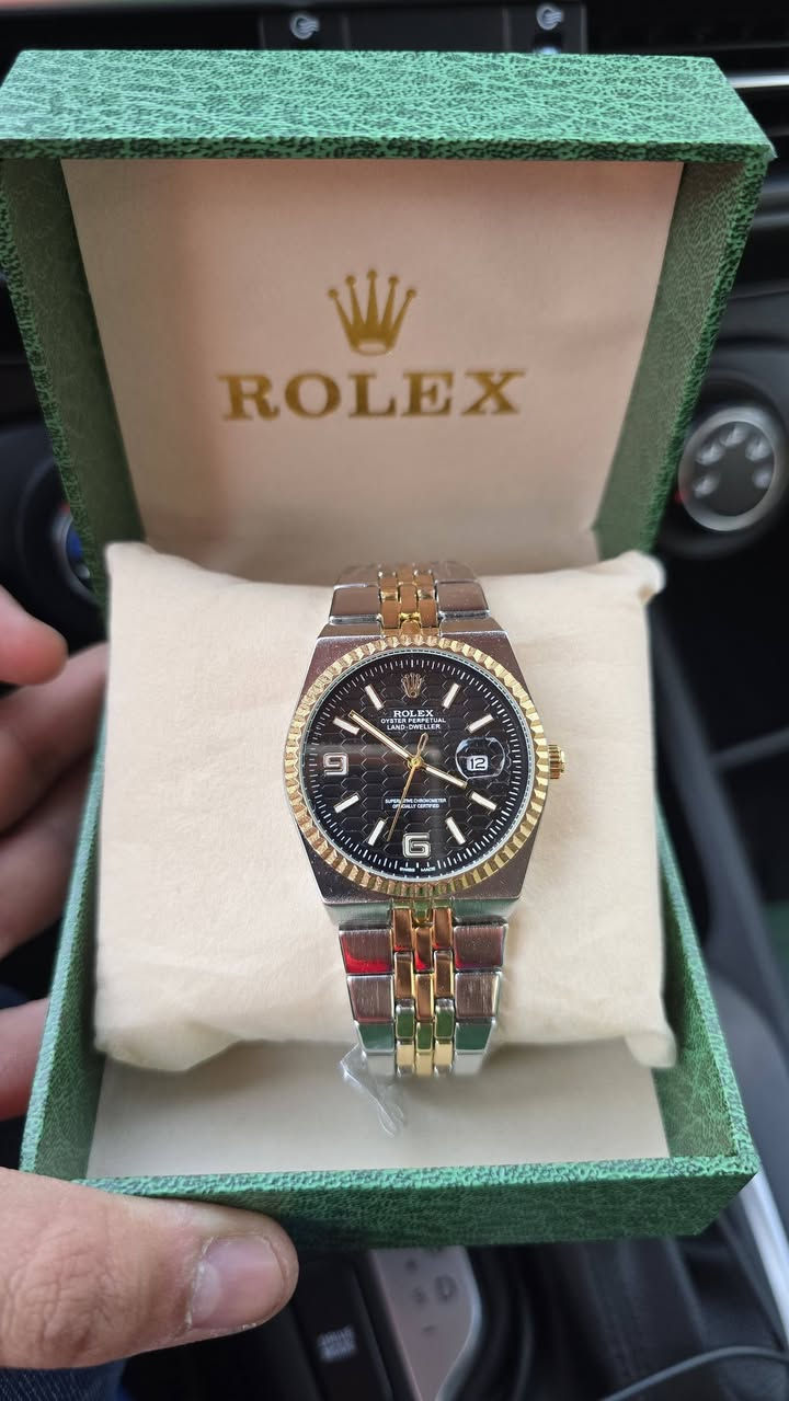 اجمل تشكيله من ساعات السوبر ماستر والكوبي بأسعار مناسبه للحجز مجموعه متنوعه من اجمل الساعات*********** واتس اب
