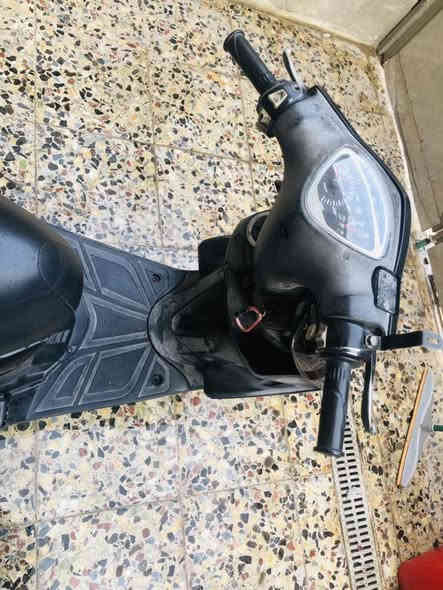 سلام عليكم دراجة للبيع  ماكس مضلع نوزل دراجة خير من الله وين متريد شغل وطلع ما مفتوحة بلادية صالنصة fmوسلف رياضي عدسة زنون السعر 600وبيها مجال  مكان بغداد الزعفرانية رقم الهاتف ***********
