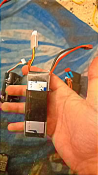 بطاريات FPV • درونات • الكترونيات