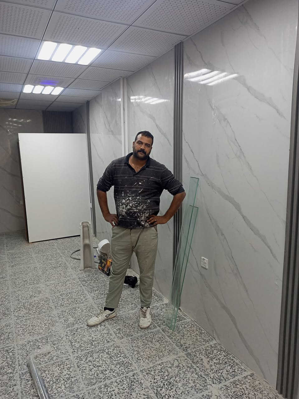 قبل العمل.. بعد العمل
اني اشتغل وانت قلد 
انت قلد واني اجدد
ثقتكم بنا اساس نجاحنا 
سقف ثانوي
ديكور فلين 
كافة الديكورات حسب الطلب 
صبغ داخل 
تغليف جدران 
شغل مرتب ونضيف
درجة اولي 
الشغل حسب الطلب
كافة المحافظات 
للتواصل واتساب     الخاص مفتوح
للاتصال ***********
