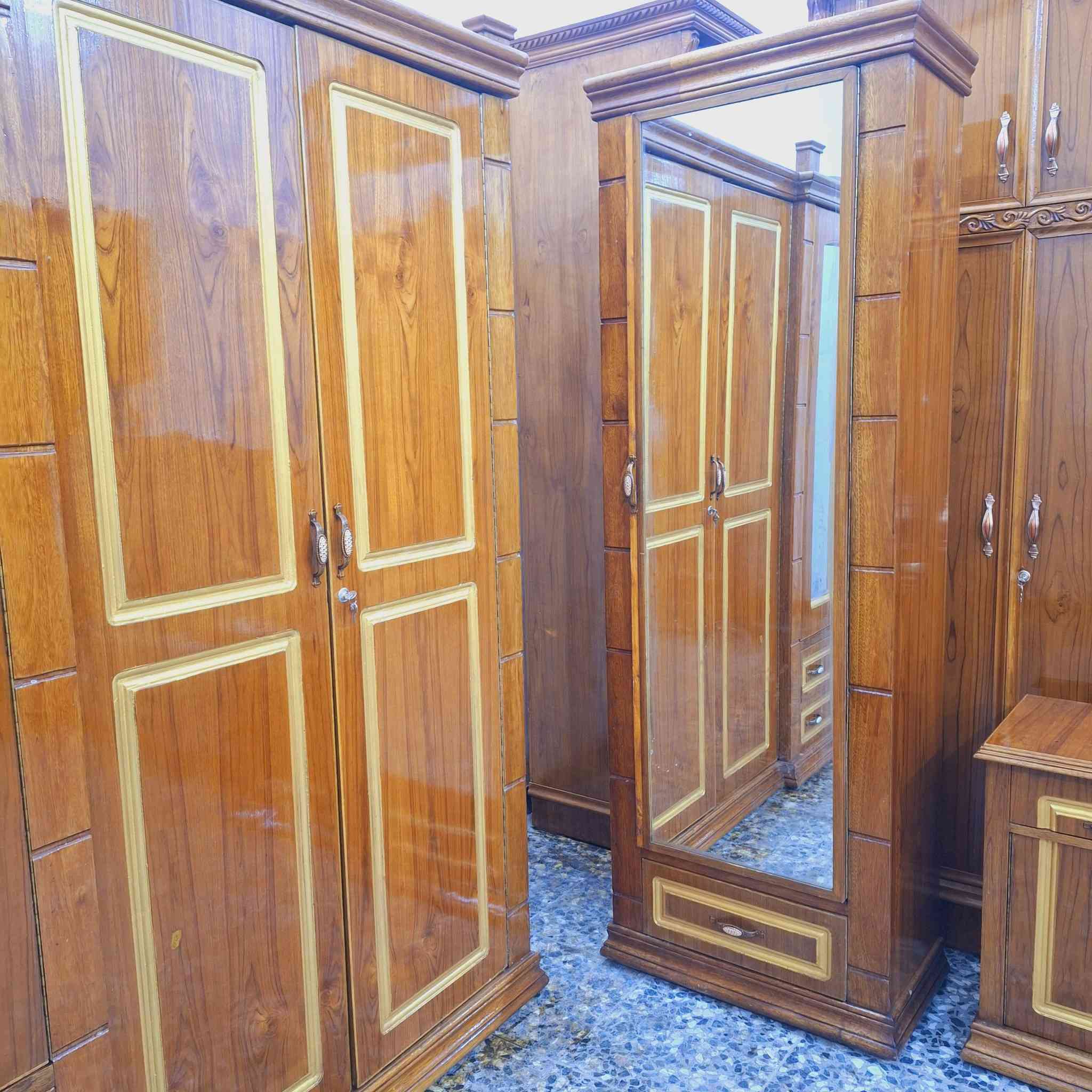 غرفه صاج عراقي مستخدم شي قليل دزاين الإيطالي متتكرر السعر 1150 للإستفسار ***********
