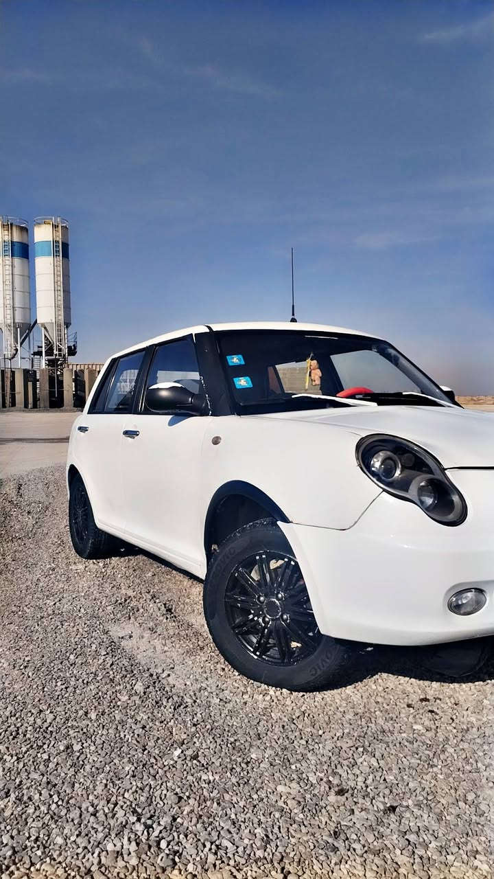 السلام عليكم ليفان مستر بن 320
للبيع رقم كربلاء بسمي مداور ثاني يوم 
كير مكينه مكفول تبريد شغال تخم تاير حاداديه  زينه بيه جوملغ مصبوغ السعر 43 وبيه مجال للشراي يتصل *********** 
مكان السياره بابل الهاشميه
