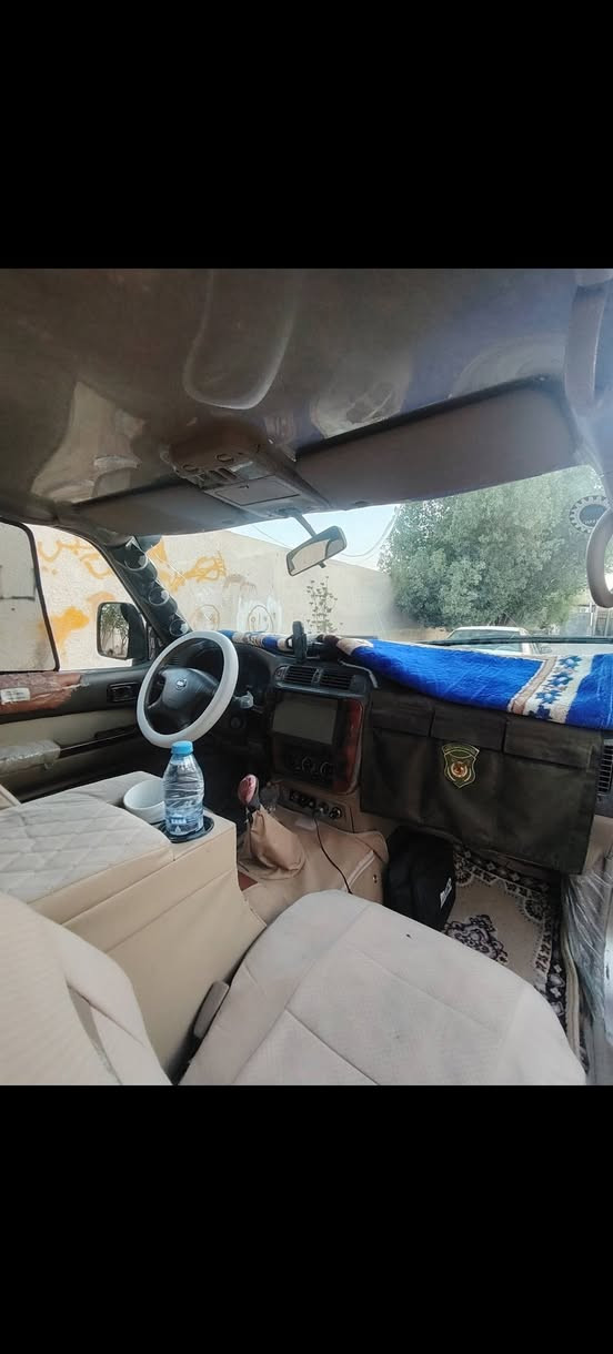 سلام عليكم للبيع 2003
مصبوغه بدون ضرر 
مكاني ميسان 
بيه مضومه غاز رقم بغداد شرط مداور بدووون مراوس فقط ابیع هذه رقمي ***********
