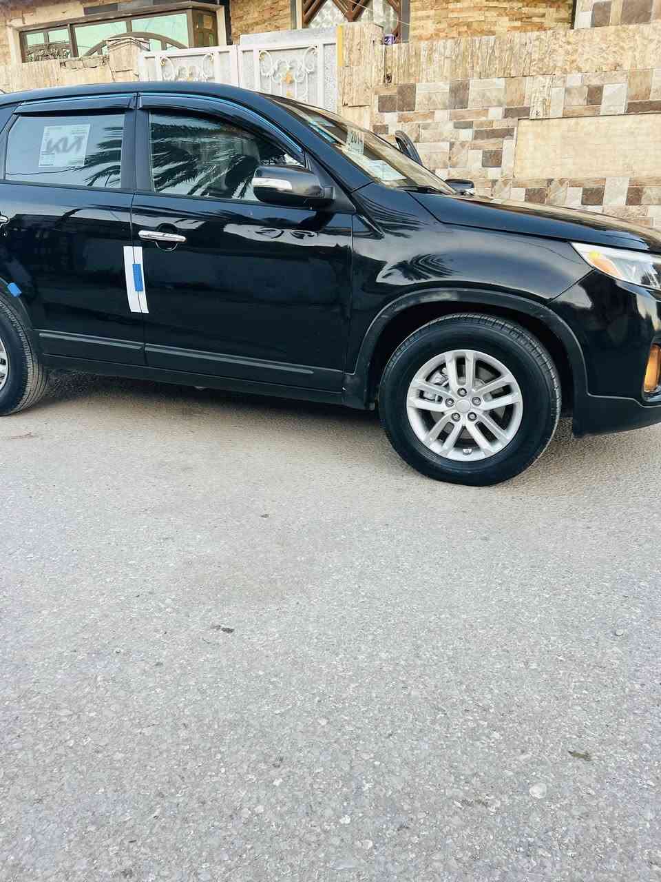 يا الله السلام عليكم رمضان كريم ع الجميع
من رخصت الأدمن المحترم بيع سريع سريع 

عندي للبيع كيا سورنتو موديل 2014 وارد امريكي حادث فطعتين جاملغ وبنيد فقط والباقي كفاله محرك 4 سلندر 2400 رقم مثني إنكليزي مشروع وطني يعني تتحول وين مايعجبك     سنويه لل 2030 شرط التحويل ثاني يوم كير محرك تخم تاير تبريد حداديه كلهن مكفولات السياره جاهزه من كلشي مابيها برغي نقص السياره احله من الصور اتراي السياره شرط زيرو قطعتين تبريد تحكم استيرن شاشه كامره كشن جلدوبعدهاي السياره كدامك رايدها (126)$ ورقه بيها مجال لشراي مكان السياره بابل الأستفسار (***********)
