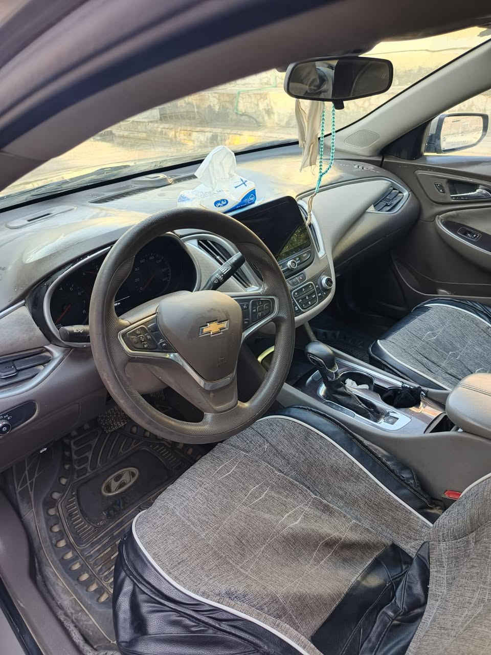 السلام عليكم 
ماليبو ذهبي موديل 23 أصل 
 حرة بأسمي اداورلك ثاني يوم
بصمه تحكم عن بعد شاشه 
انذارات وحساس شغال
كير ومكينه كفاله 1.500 تيربو
 فول مواصفات ماعدهه الفتحه
مبدل بابين بيها فقط الباقي كفاله
العنوان. ناصرية الاسكان الصناعي 
غير متواجد على الفيس
 رقمي ‏‪0782 159 1450‬‏
