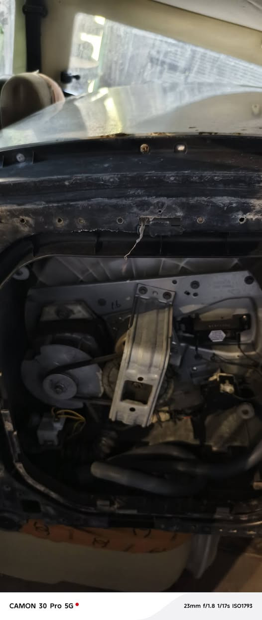 عندي هاي الغساله للبيع اوتماتيك ١٢كيلو شغاله ونضيف بس بيه عطل بسيط متنشف اله تنزل الصونده بدلوله واتر بم ومعرفوله سامسنوك نوعية رايده ب١٢٠


**إذا كنت صاحب هذا الإعلان وتريد حذفه لأي سبب، رجاءا أرسل رسالة إلى الدعم الفني**