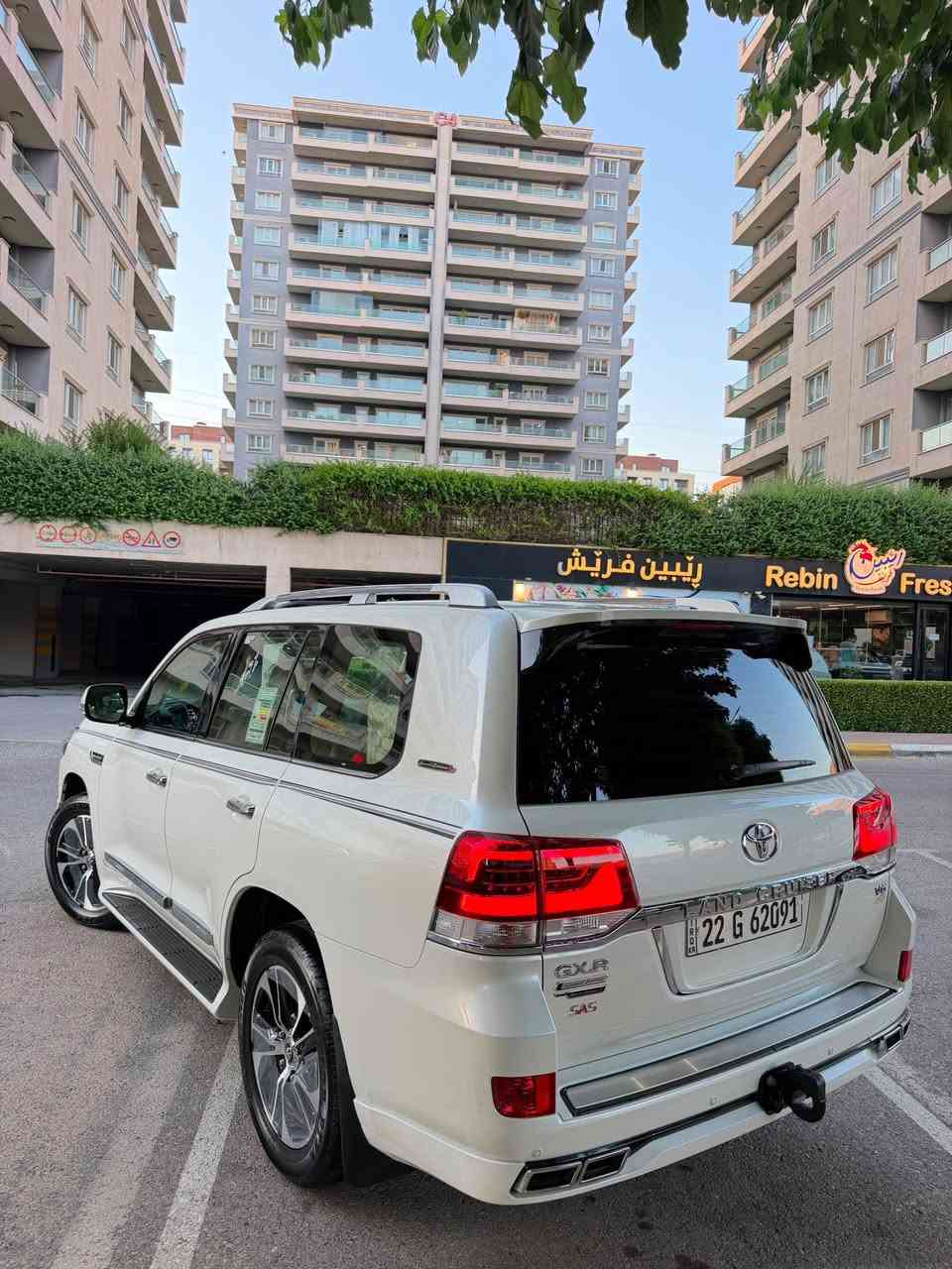 ‎تويتا لاند كروز GXR_ موديل _2021 _  . موصفات.فوول
شركةت ساس اصلي
‎محرك.(V6) 
‎بسم الله الرحمان الرحيم

‎ملاحظه رجائن سياره (بدون مراوس)🖐🏼

‎تويتا لاند كروز موديل (2021)  
‎🔶سياره مواصفات GXR.
‎🔶سياره (V6) سلندر
‎🔶سياره كفاله عامه دعاميه لي دعاميه 
‎بدون صبغ +بدون شخت + بدون حالوب 
‎بدون رمل  _ بدون حصوه+حتا دعاميات 
 
‎🔶سياره ماشيه (50) الف كيلو فقط حقيقي
‎🔶٤ اطارات و ويل جديد حلو بدوناي نقص 
‎🔶سياره مواصفات (GXR ) ماشاالله حالو 

‎🔶محرك + گير كل بشرت مامفتوح 
‎بدون صوت + بدون دخان 
كل خراز بلادى موجود
‎🔶( . مواصفات) 

‎( صلايت + سلاجه  
‎كوشنات كهرباي ٣ دگم _ حاساس خلفي و امامي_ بصمه + كاميرا بلايت + ٨ ارباگ +  كيج لكزز+ لايتات زينون+ +داغل بيجى+دابل اكسل + سندوق شفط بلادى+ ٣ شاشات بلادى+ شحن موبايل)

‎🔶تحويل بشرت مباشر حول كل جديد

‎🔶مكان سياره سليمانيه 
🔶 ***********
‎🔶سعر (558)ورقه Singapore
