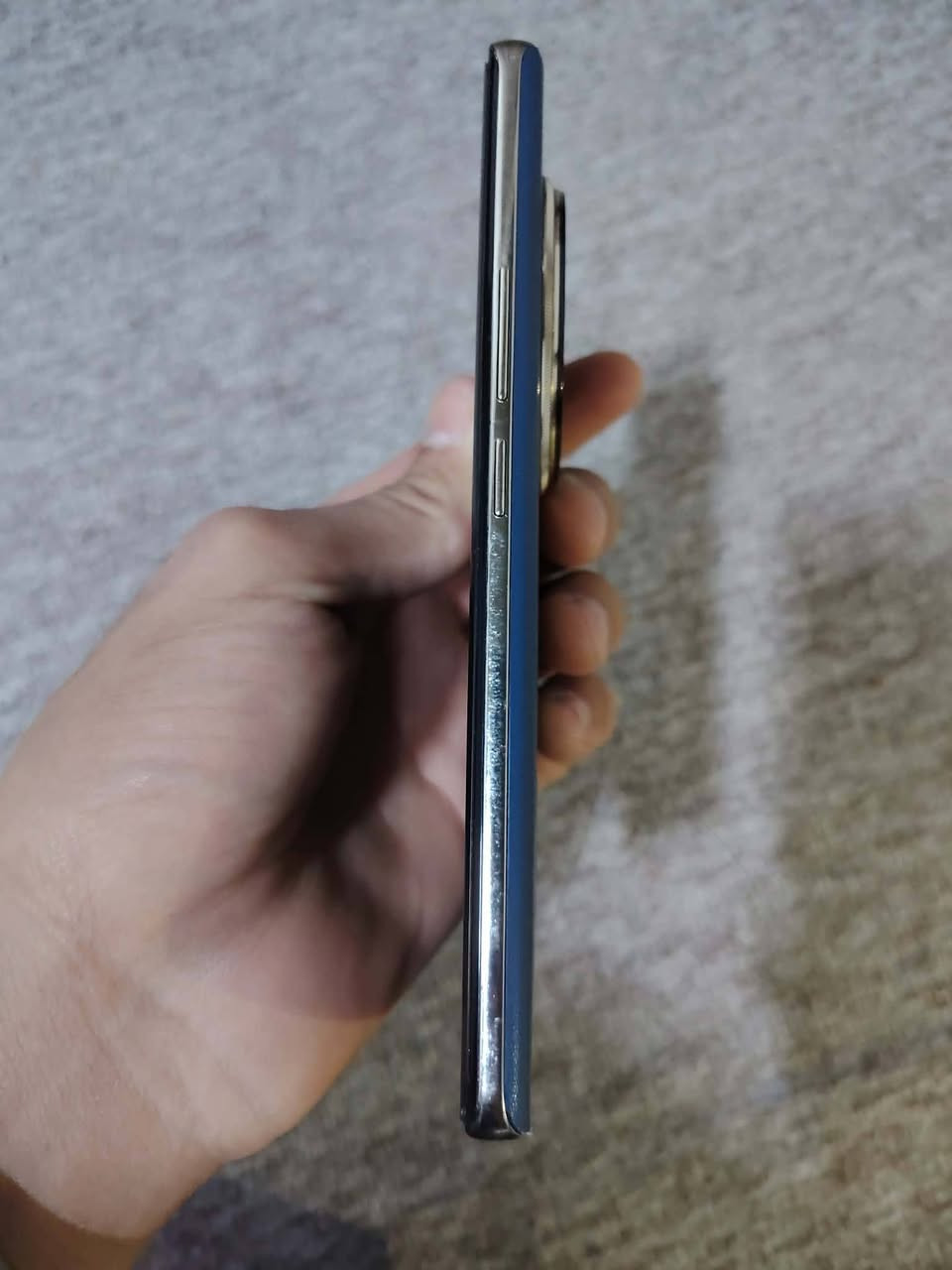 جهاز ريلمي 12 برو بلاص الذاكره 512
الرام 12+12 يعني 24 الجهاز نضيف مو داخل صيانه ابنوبنه 
السعر 230 وبي مجال
التواصل ***********
