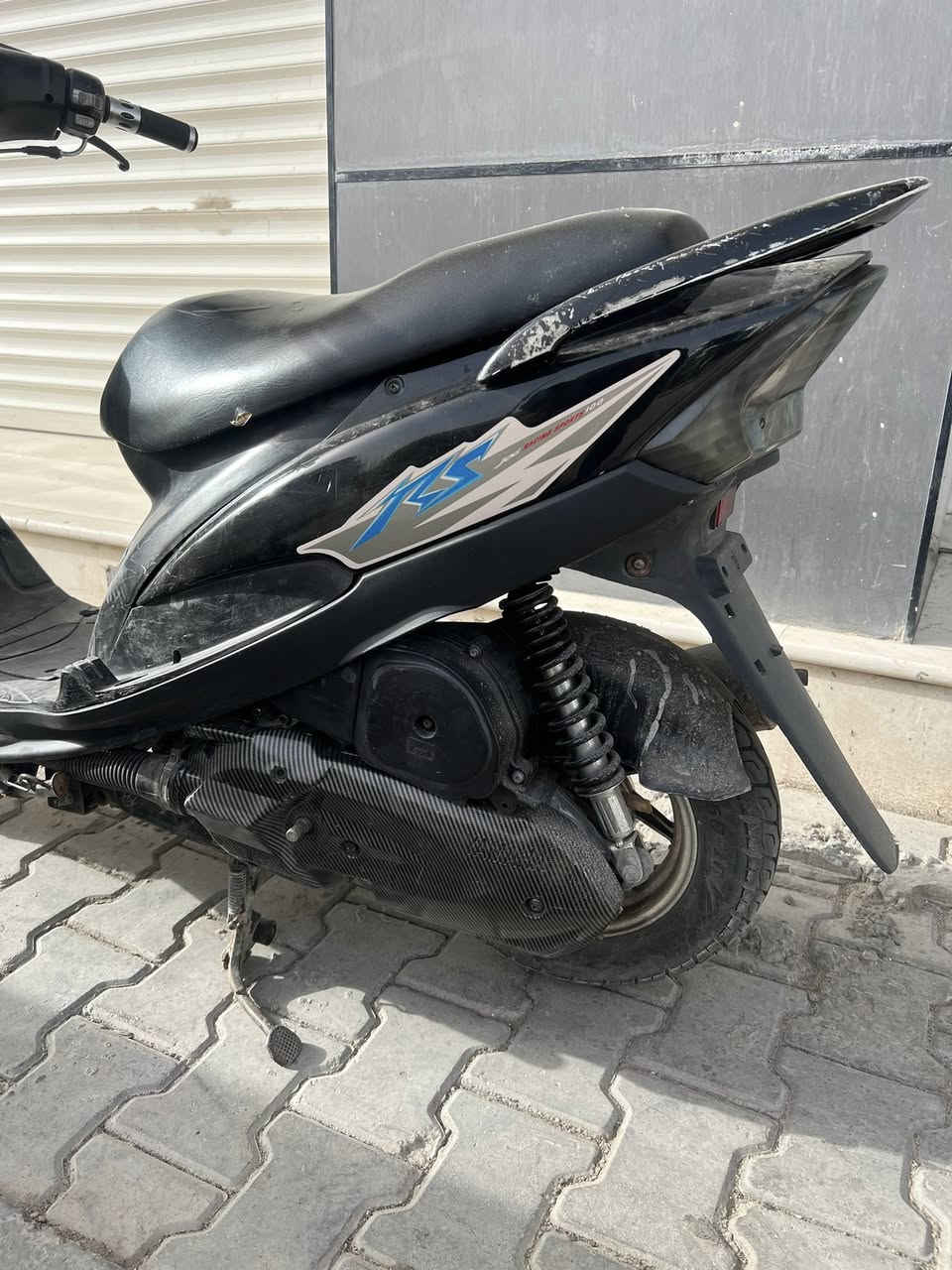 ماكس عدله شرط محرك حاويه بعدها برغي ما مفتوح بيها مثل مشتوفون بالفيديو كلشي شغال نكرة سلف اريد اراوسها بفورزه لئن الماكس ما متعود عليها مثل الفورزه *********** العنوان كربلاء
