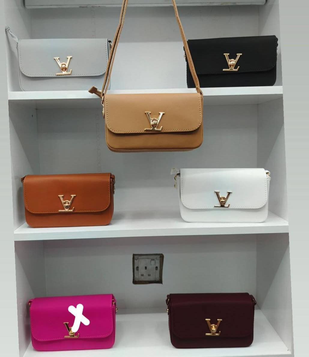 جنط جمله ومفرد ارخصص الاسعار
اسعار تحت السوق 
تواصل واتساب 
***********
#جنط #بغداد #عراق #شورجه #حقائب #حقائب #سوك #عراق #بغداد #شورجه #حقائب
