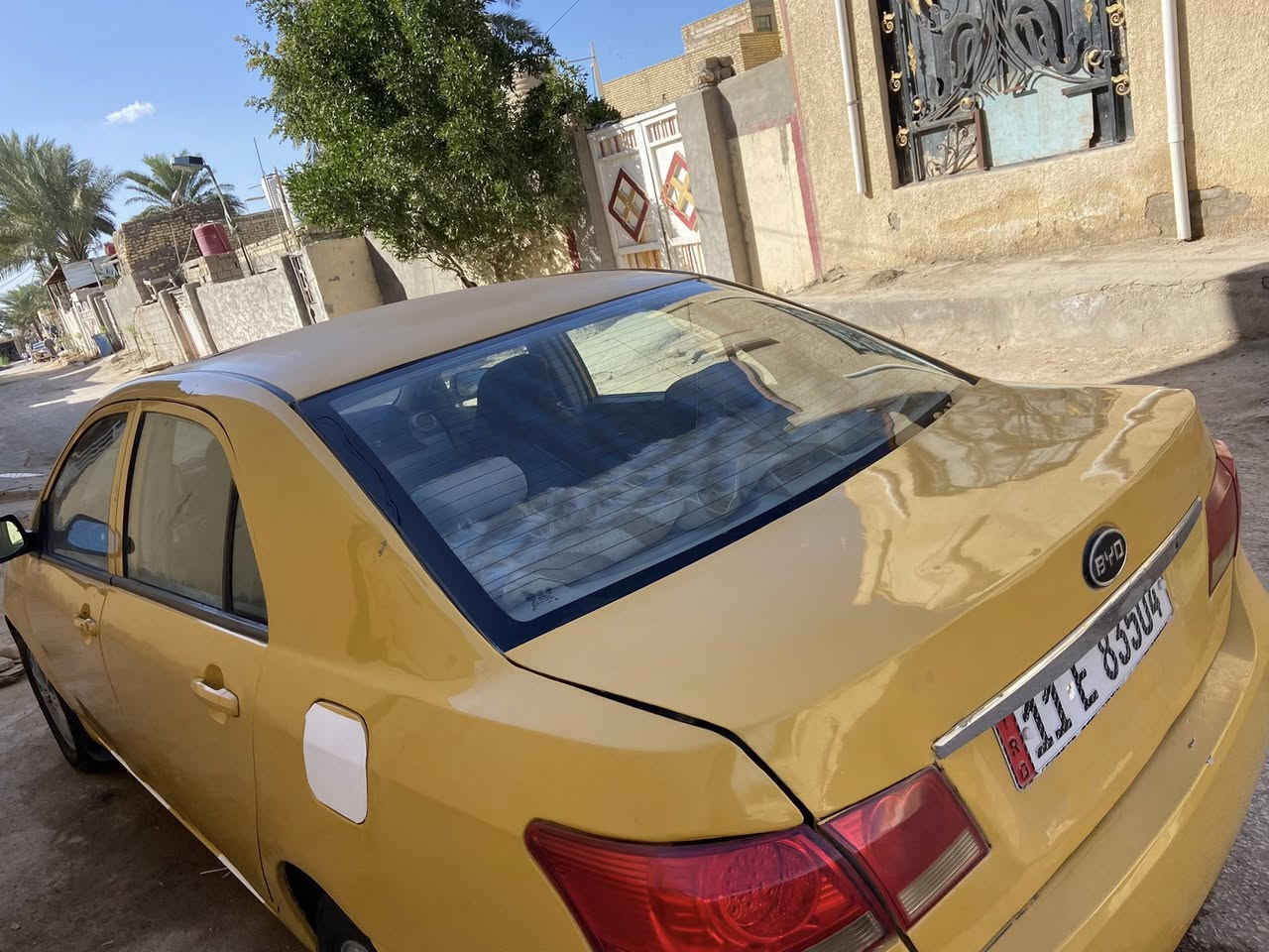 سياره byd باسمي 2013 سيارة جديده رقم انكليزي مصفرة هيه والغرامات سنويه 2028 مكانها الحله القاسم 
***********
