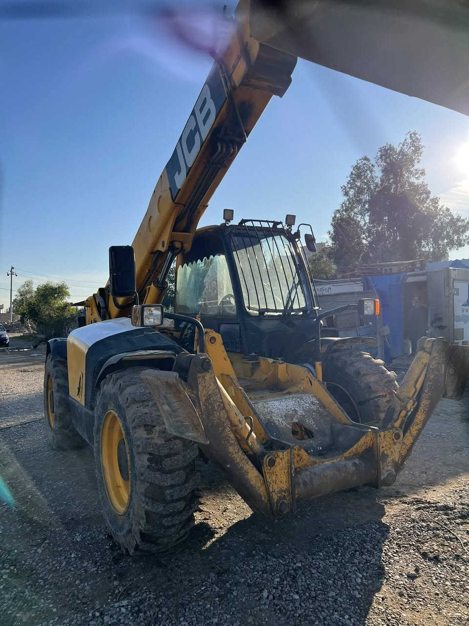 رافعه سلايد موديل 2003 رقم سليمانيه 14 متر محرك سوبر جك سنتر شفل جاهز ***********
