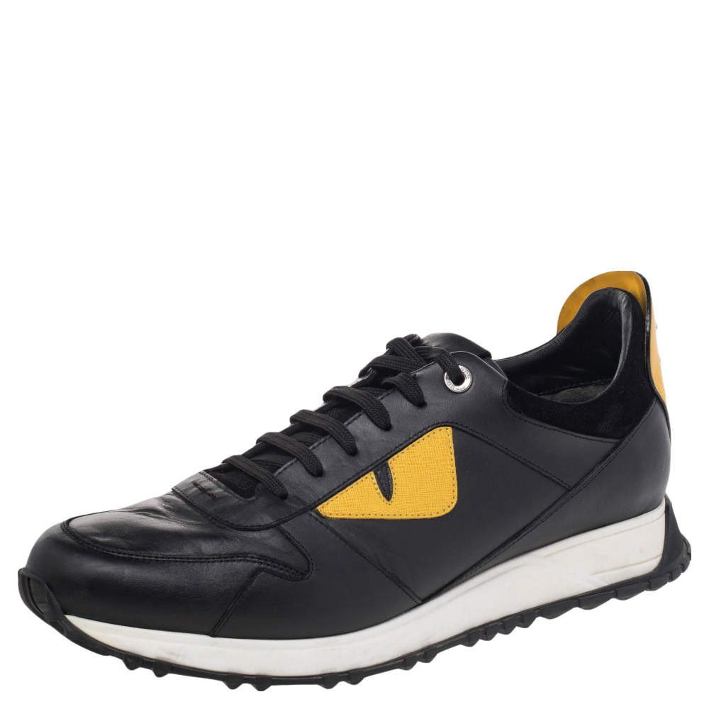 عيون الوحش /حذاء رياضي (Sneakers) قياس 44 من العلامة التجارية الفاخرة فندي (Fendi)، ويُعرف تحديداً باسم Fendi Monster Eyes
سعره بل موقع 320 دولار 

قيم واخذ جديد غير مستخدم بعده بليبل


**إذا كنت صاحب هذا الإعلان وتريد حذفه لأي سبب، رجاءا أرسل رسالة إلى الدعم الفني**