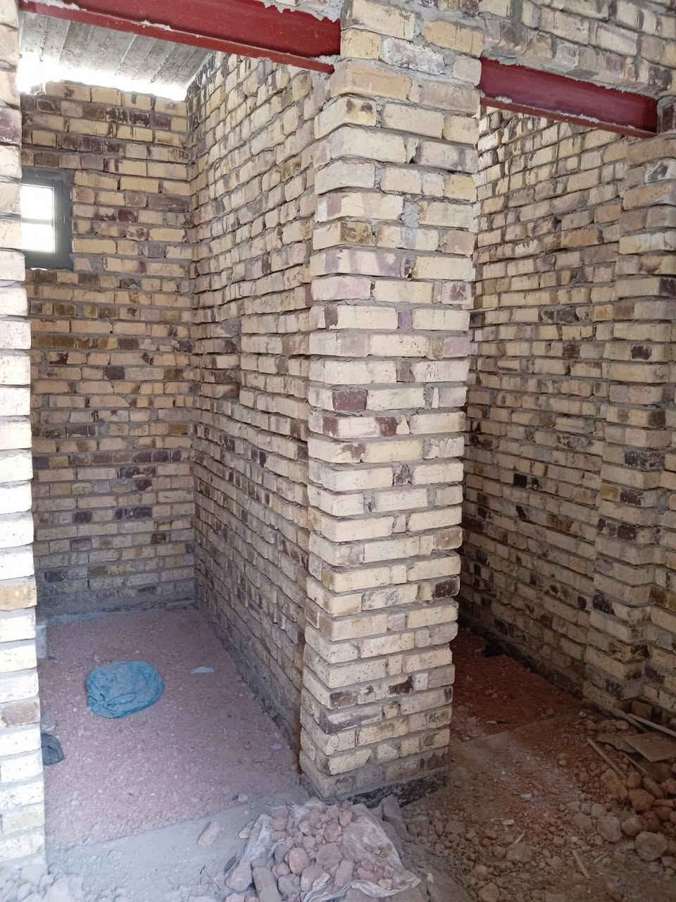 السلام عليكم
الدار للبيع في  قضاء الدغارة حي العسكري مجاور دار سيد قيصر الزاملي
المساحة 245 متر، زراعي (داخل ضمن حدود البلدية) قابل ان يطوب 
غرفة و صالة و مطبخ حار و بارد مجمع صحيات داخلي و براني 9x4,5

للاستفسار أكثر

 ***********

***********
