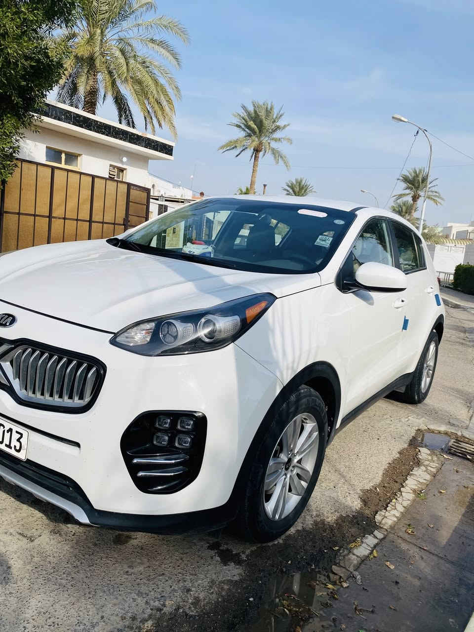 السلام عليكم    سياره للبيع     نوع سبورتج 2017 سنويه جديده وهزه جديده    السياره كلش حلوه تخم تاير جديد صدر امامي وخلفي جديد مواصفات عاديه مكان السياره الانبار عامريه الصمود السعر 160 وبي مجال لطيبين رقم الهاتف ***********
