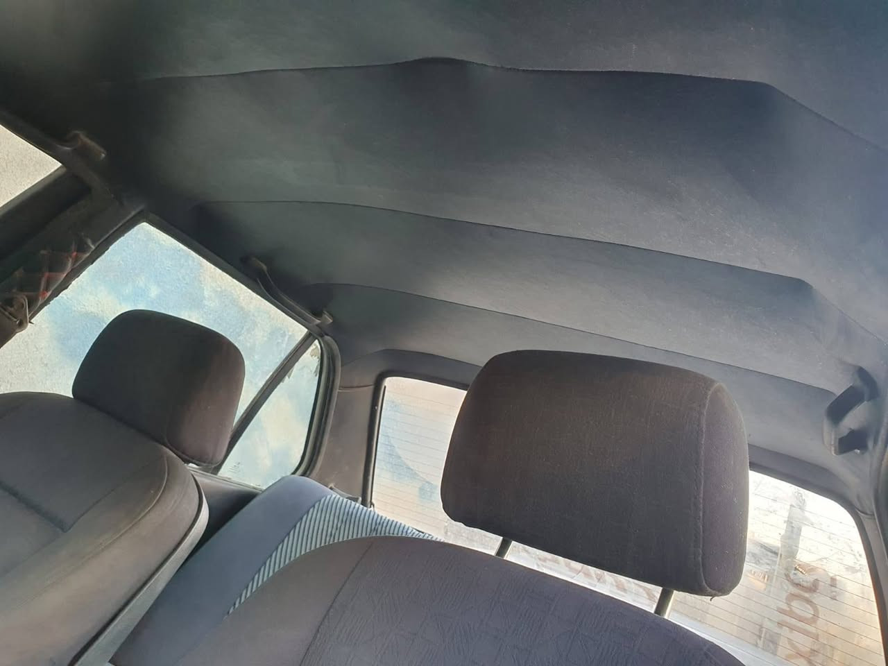 السلام عليكم
سيارة BMW E30 320I زعرة للبيع او المراوس
رقم بغداد بأسمي تحويل مباشر مكاني البصرة.

محرك 20 مفتوح علية شوتة رياضية كير عاديZF علية يدة شورت شفت المحرك يخربط بي يحتاج الة فيلس والكير عنبار كلج تعبان حدادية تعبانة ضربتها يم الباتري كشنات امامية مال E36 وخلفية تفصيخ جدد بقية التفاصيل واضحة بالصور.

جايب الها عدة غراض وياها دبلات خلفية هنة وقواعدهم ودوشمة قماش وحاضن مال مكينة وبعد غراض نواعم تخص الغرفة.

رقمي *********** بس الشراي.
