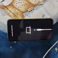 ايفون 11 ذاكرته 128 بي ايكلود يرادله تخطي وضهر مكسور ضمان من باب البيت...