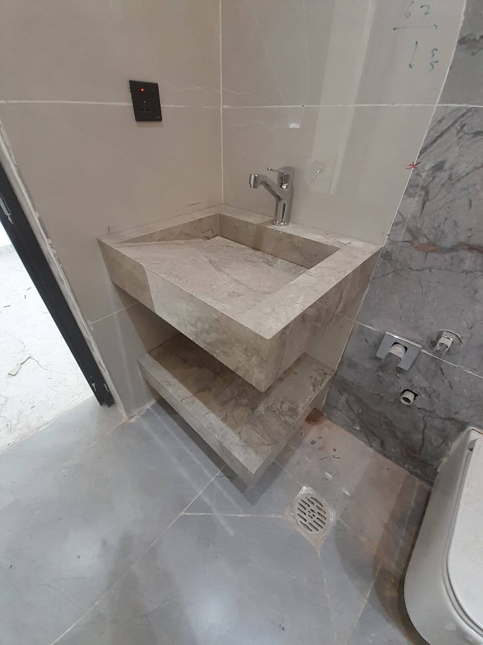 ✨ مغاسل بورسلين – تفصيل حسب الطلب
📐 تصميم عصري وتشطيبات فاخرة
🏡 مناسب للمنازل، المحلات والمشاريع
🎨 تفصيل بالمقاس واللون اللي تريده
✅ جودة عالية • أسعار منافسة • تنفيذ دقيق
📩 للحجز والاستفسار راسلنا على الخاص. 
واتساب: ***********📲.
