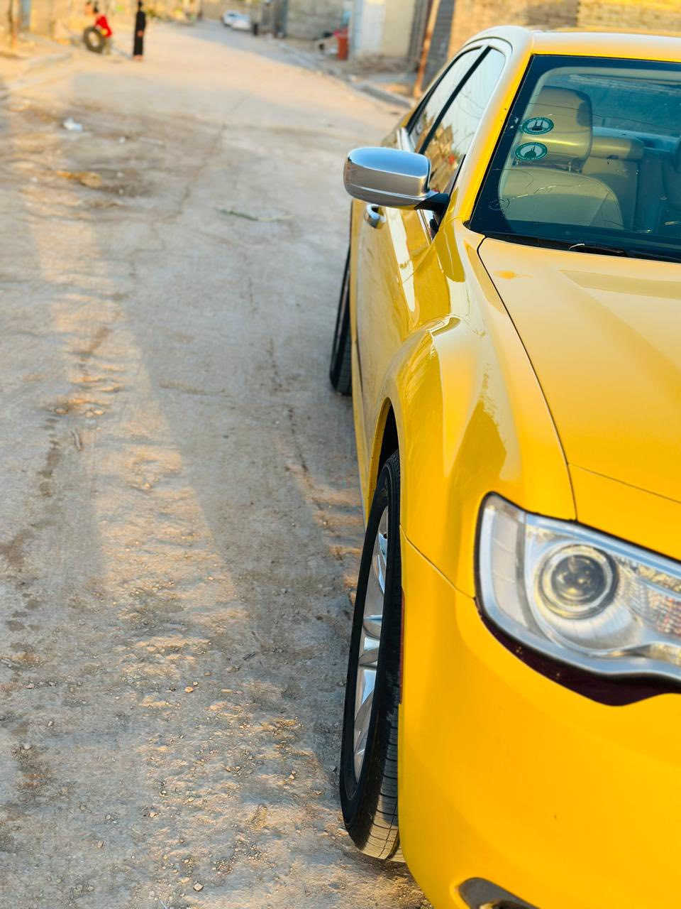 موديل 20اصل تويل
حادث جاملق فقط 
حداده فول تخم تيارات 
سعره ٢٦٠ وبيه مجال 
اني مكلف عل نشر 
رقم راعي سياره ‭٠٧٧٦ ٣٤٣ ٩٩٩١‬/‭٠٧٨٠ ٢٦٢ ٦٢٩٧‬
