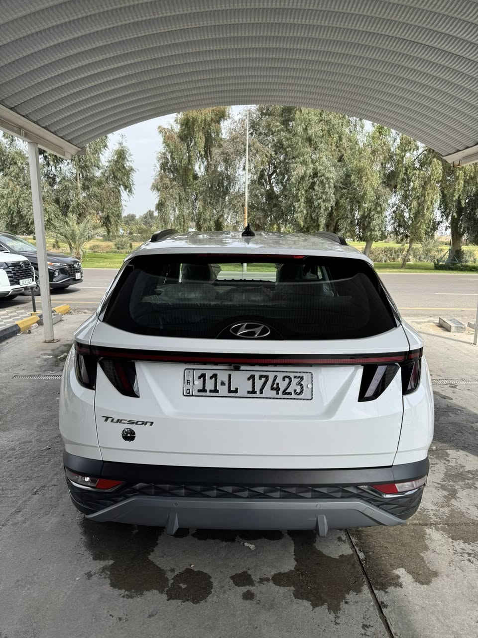 هونداي توسان ٢٠٢٤
السيارة بيه رصعه مسحوبه بل جاملغ الخلفي بارد بس 

السعر 21 ونص يعني 215 ورقة

الرقم إنكليزي جديد 🆕 

اليكم التفاصيل الآتية:

🔘 خليجي 

🔘 ماشية :40 km

🔘 الموديل2024

🔘 سعة المحرك 2.0L 

🔘 مرتبط بناقل حركة أوتو 6 نمر

🔘 يبلغ عزم الدوران 192 نيوتن/متر

🔘 عدد AIR BAG 2

🔘 حساسات أمامية 

🔘 حساسات خلفية

🔘 لايت زينون + LED

🔘 كشافات 

🔘 بك لايت LED

🔘 مفتاح التشغيل بصمة

🔘 تشغيل عن بعد  

🔘 دشبول  

🔘 شاشة (Apple Car play - Android Auto)

🔘 كاميرا دوارة

🔘 حركة المقاعد الأمامية كهرباء

🔘 داخل ابيض واسود

🔘 تتسع المقصورة ل 5 ركاب

🔘 مثبت السرعة Cruise

🔘 المودات والأوامر الصوتية

🔘 أوضاع القيادة  Drive Mode 

🔘 فحص أنظمة السيارة 

🔘 حساسات ضغط اطارات 

🔘 مقود جلد حياكة

🔘 قطعتين تبريد

🔘 هاند بريك بصمة 

🔘 اشارة في المرايا الجانبية

🔘 ويل كب 18

🔘 4 دسك

🔘 اريل نفكيتر 

‏🔘 ABS 

🔘 أوتو هولد - Auto Hold

🔘ايزوفكس - ISOFEX

🔘 نظام مانع الانزلاق

🔘 نظام نزول المنحدرات

🔘 منفذ الطاقة 12v

‏🔘 Bluetooth - USB - Type C

🔘 شاحن هاتف Wairlees

🔘 بردات أبواب خلفية

🔘 بردة خلفية

🔘 قبضات أبواب من الألمنيوم 

الرقم : *********** اتصال او وتساب 🤍.

العنوان: بغداد السيدية
