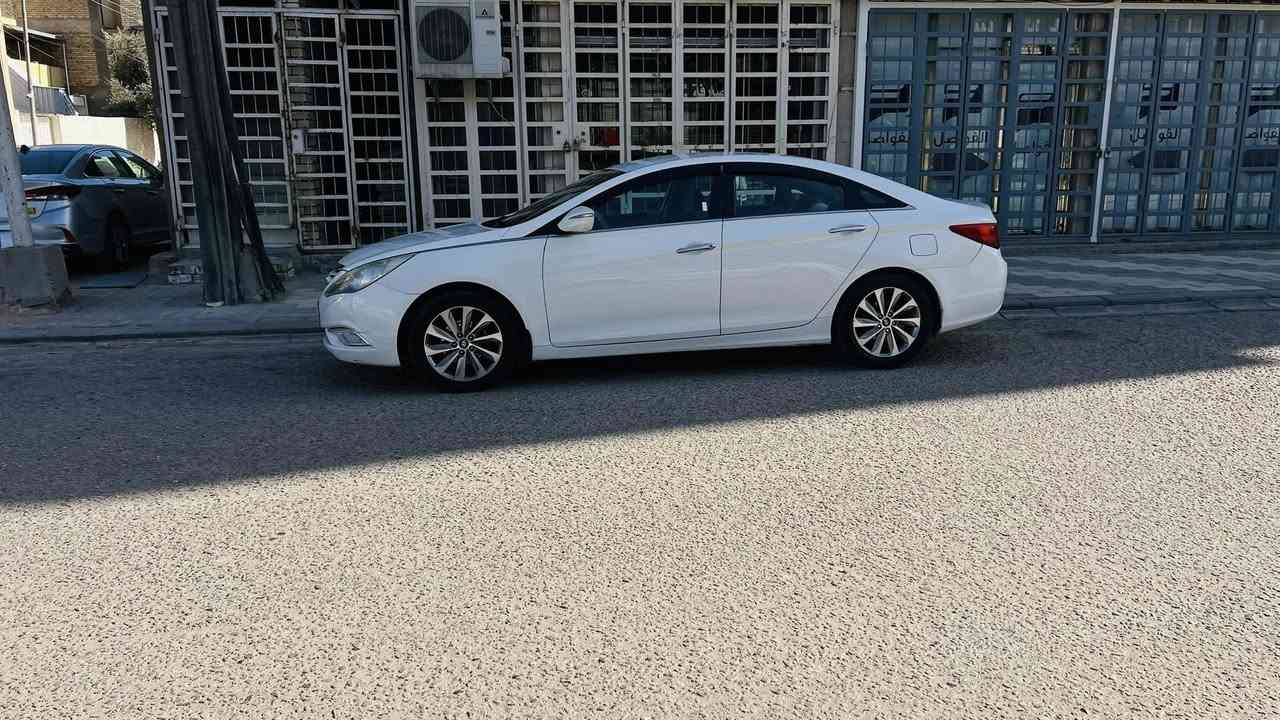 السلام عليكم سوناتا خليجي مديل ١٣ شكل ١٤ سياره خير من الله  مواصفات ويل ١٧ تبريد قطعتين تحكم جهتين شفتات ستيرن كشن كهرباء  داخل بيجي المواصفات المعروفه رقم السياره كربلاء مكان السياره بابل السعر ١٢٣ وبيه مجال الاستفسار  السونار مرفق بالصور ***********/***********
