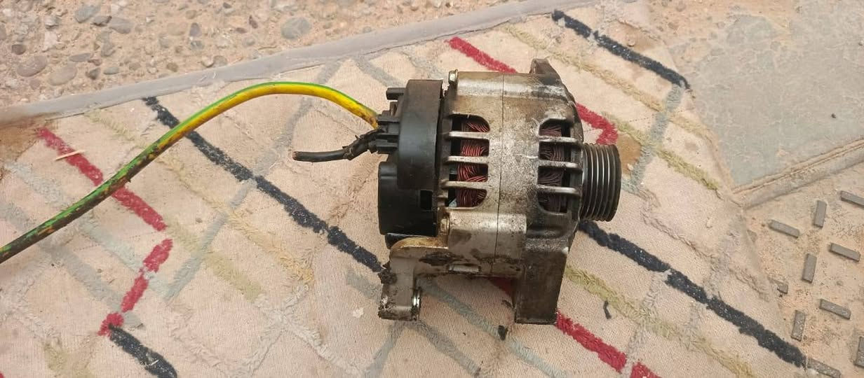 بيجو بارس تفصيخ شتريد غراض متوفرة سياره كاملة شنو تحتاج غراض اتصل 
*********** اتصال او واتساب فقط
