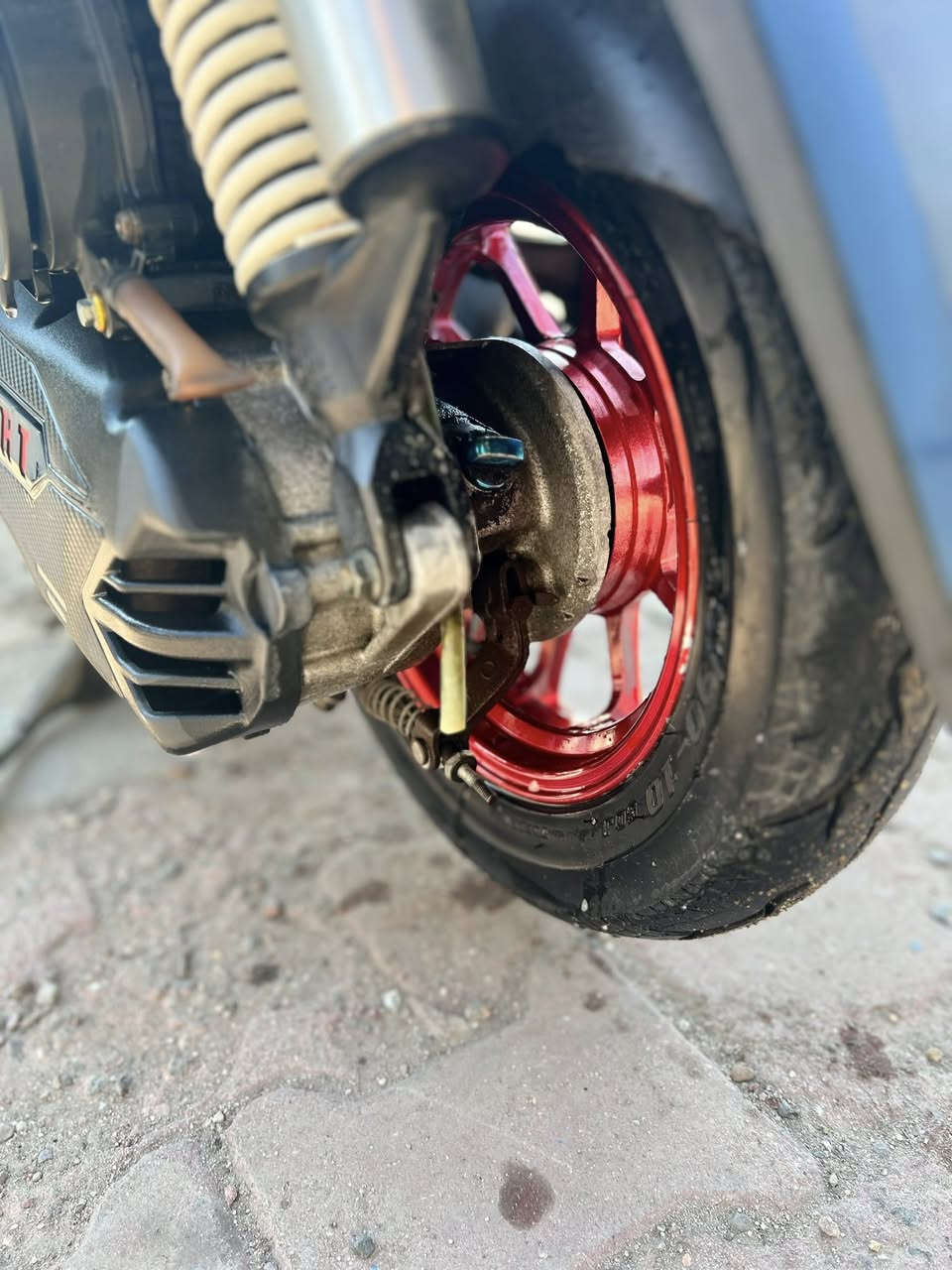 السلام وعليكم للبيع بوليس مزوده
55 بلادي 
كلجات رياضي 
ويل كب 
ستان صفح 
قطرات 
قبق بانزين 
تعلاكه 
يدات 
قبق فلاوين 
قبق هندر 
شيال 
بكلايت وأشاير
صالنصه
طره مال ويل 
كاعيه 
للاستفسار ***********
