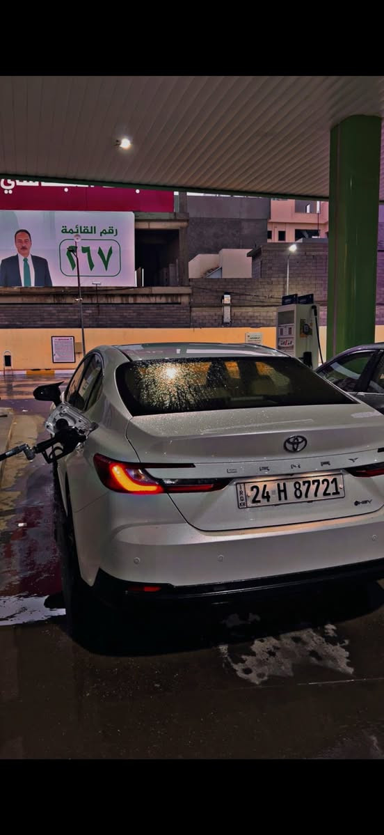 السلام عليكم
للبيع تويوتا كامري 2025 هايبرد 
وارد خليجي عبد الطيف كفاله من  عامه 
السياره ماشيه 31.000
شاشة حجم وسط
الشاشة ابل كار
كشنات تحكم كهربائي 
حساسات خلفيه 
مري شفط
دخول ذكي 
تشغيل ذكي 
مثبت سرعه 
مثبت مسار
لايتات زنون 
السياره حيل حلوه ومنصوبه جديده بالنايلون الي تفيده لو يدخل خاص لو يتصل على الرقم وبالخدمه
***********
