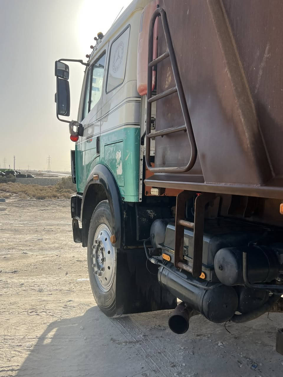 السلام عليكم ألبي كرواتي للبيع موديل 93راس  او عربانه مكينه 44 كير 240 كرهباي مجموعه جيف سياره جاهزه تخم تاير راس او عربانه رقم بغداد انكليزي أمداور ثاني يوم  
امكلف بلنشر انتصل ***********     ***********
