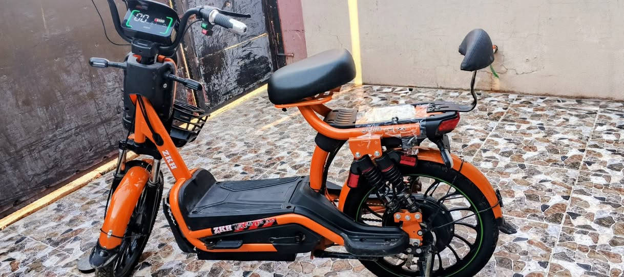 السلام عليكم دراجه شحن حجم 20 موديل 2025 زيرو السعر 380🔒🈹
***********
