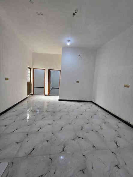 سلام عليكم بيت للبيع
المساحه 140 متر 

طابو زراعي سند 25 مكاتبه وكاله مكاتبه نسخه من الطابو 

يحتوي البيت على 2غرفه نوم و صاله

 ومطبخ 

وصحيات 

وكراج ..حديقه

جميع الخدمات متوفره 

العنوان

ابي الخصيب ابو كوصره 

السعر58 و بي مجال للاستفسار

المرسلة على ***********
