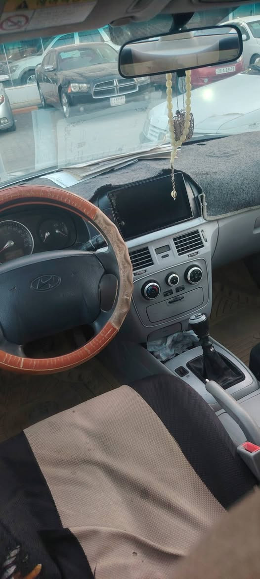 سوناتا مديل 6 محدث 10 للبيع كير مكينه تبريد كهرباءحداديه كله تمام كير عادي السياره رقمها صدامي  سعرها 70 او بيها مجال للاستفسار الاتصال على ***********
