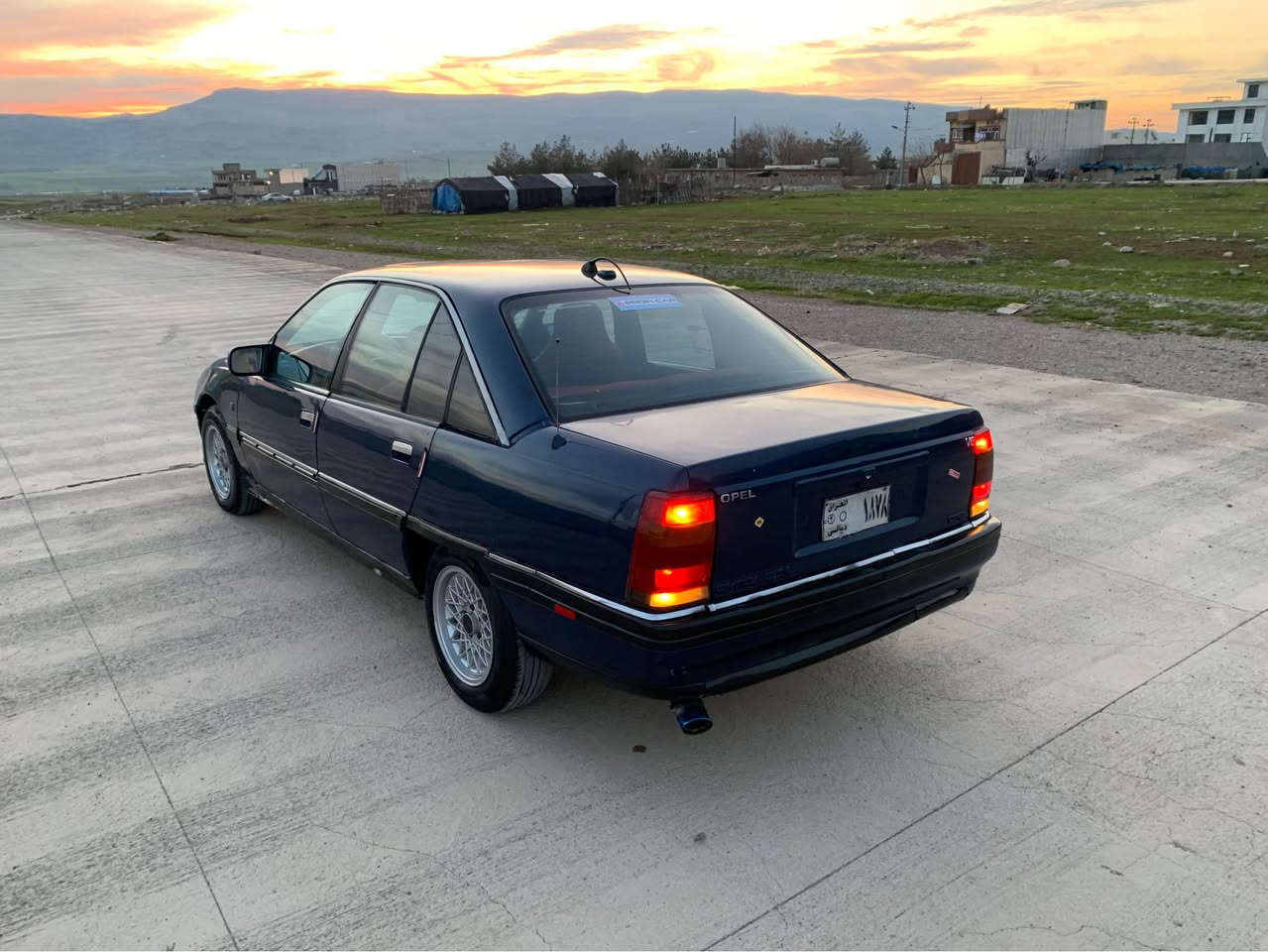 ئۆپڵ ئۆمیگا مۆدیل 90ئاڕم پلاسیک سلیمانی مەکینە 20گیر عادی مەکینەوگیری بەشەرتی 10فیتەر تەقەورەقەی بەشەرت 1جرکەی تیابوو 1گەڵا بشکینە کارەبای گشتگیانی ئیشدەکات شاشە ئایپادو کامیرا  لایتو فلجەو هۆرنو گەرمی گیجی بەنزین حەماوە  و گشتی ئیشدەکات  4تایەی تازەی لەژیرە شانوسەقفی لۆک خایسو رزیوی نیە  سەردەبڵە کانی هەر4جوانن بیڕزیوی سعری 17گەڵاژم *********** ***********شوین پیرەمەگروون السليمانية, العراق
