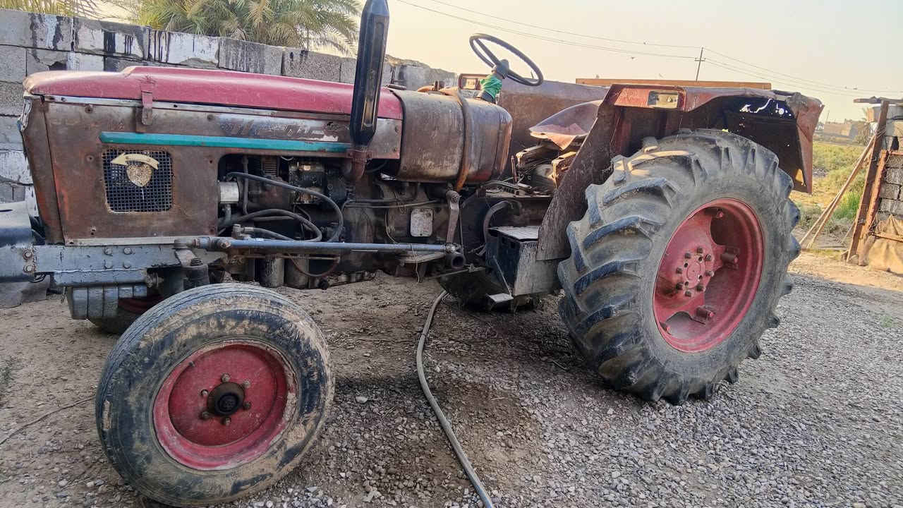 (مكلف بالنشر)مكينه عنتر للبيع تخم تاير كير محرك واكسن خير من الله لاتنقيص ولاتبخير  كهربائيات كله شغاله رقم وسنويه بدون تحويل تجي تفحص وتقتنع وتتوكل مكانه واسط قضاء الزبيديه ملاحضه اني مكلف بالنشر هاذه رقم صاحبه *********** حازم
