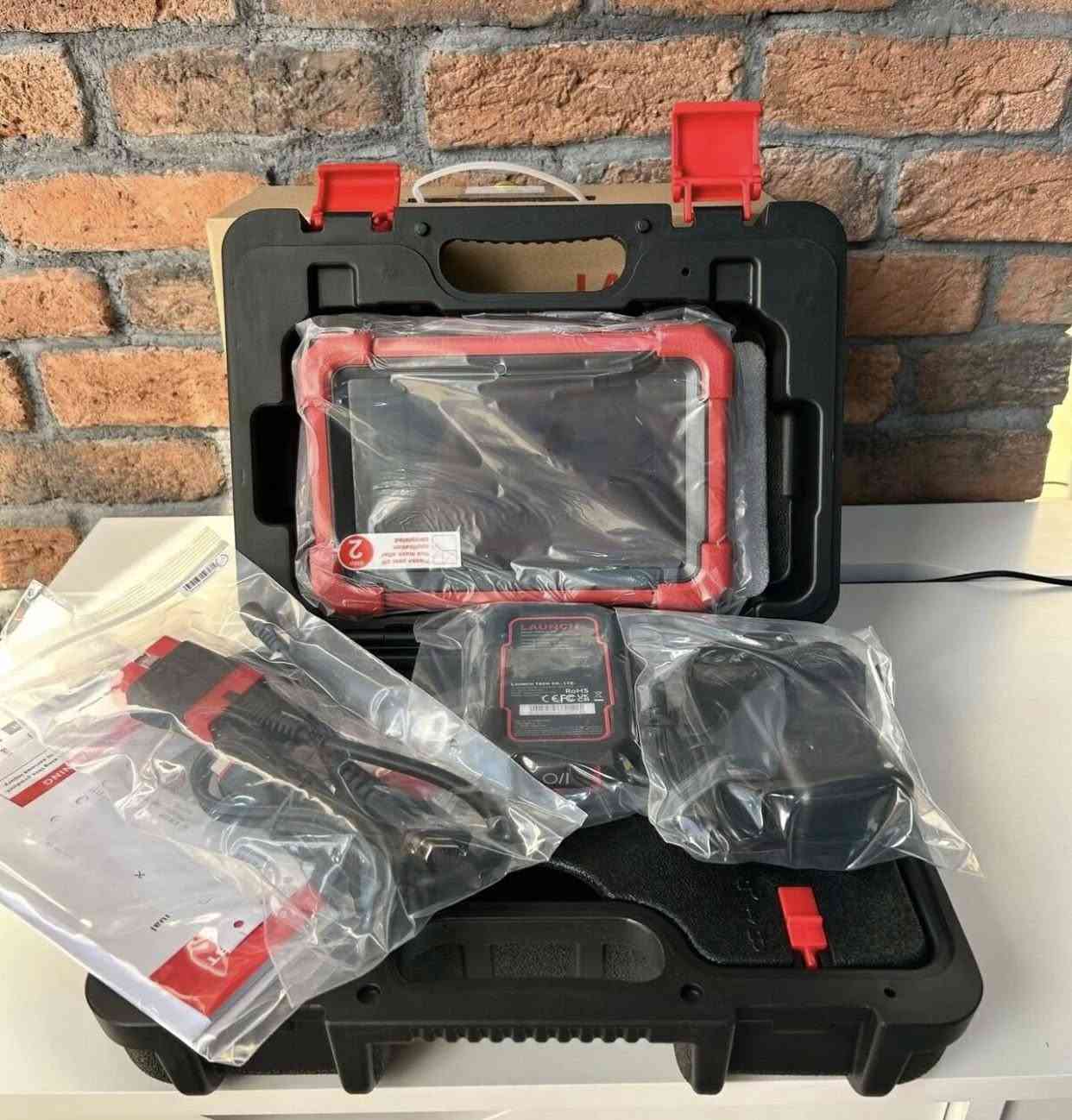 📢 هل تبحث عن جهاز فحص احترافي لسيارتك؟
🚗 جهاز Launch CRP 919X
الحل الأمثل لكل ميكانيكي أو صاحب سيارة يريد تشخيص الأعطال بدقة وسرعة 👇

✅ فحص شامل لجميع أنظمة السيارة (المحرك، ABS، الوسائد الهوائية، ناقل الحركة…)
✅ قراءة ومسح أكواد الأعطال بسهولة
✅ عرض البيانات الحية (Live Data) لتحليل المشاكل بشكل دقيق
✅ يدعم معظم ماركات السيارات العالمية
✅ شاشة كبيرة وسهلة الاستخدام

إعادة ضبط الزيت، SAS، EPB، إعادة ضبط BMS، DPF، تنفيس ABS، مانع الحركة (أساسي)، إعادة ضبط علبة التروس، إعادة ضبط نظام التعليق، ترميز الحاقن، إعادة ضبط المصابيح الأمامية AFS، إعادة ضبط TPMS، تعلم التروس، ADBULE، إعادة ضبط نسبة الهواء/الوقود، إعادة ضبط EGR، تنفيس سائل التبريد، إعادة ضبط NOX، ضبط اللغة، وضع النقل، معايرة المقعد، تكييف الخانق، ضبط الإطارات، موازنة الطاقة، إيقاف/تشغيل، معايرة النوافذ، إعادة تعلم/تهيئة نظام التكييف، تشخيص بطارية الجهد العالي، إعادة ضبط GPF، إعادة ضبط ICCS والمزيد.

💼 مناسب لـ:
 • ورش الصيانة
 • الميكانيكيين المحترفين
 • أصحاب السيارات

🔥 جودة عالية + أداء احترافي = اختيار ذكي

📦 متوفر الآن — تواصل معنا للحصول على أفضل سعر!


**إذا كنت صاحب هذا الإعلان وتريد حذفه لأي سبب، رجاءا أرسل رسالة إلى الدعم الفني**