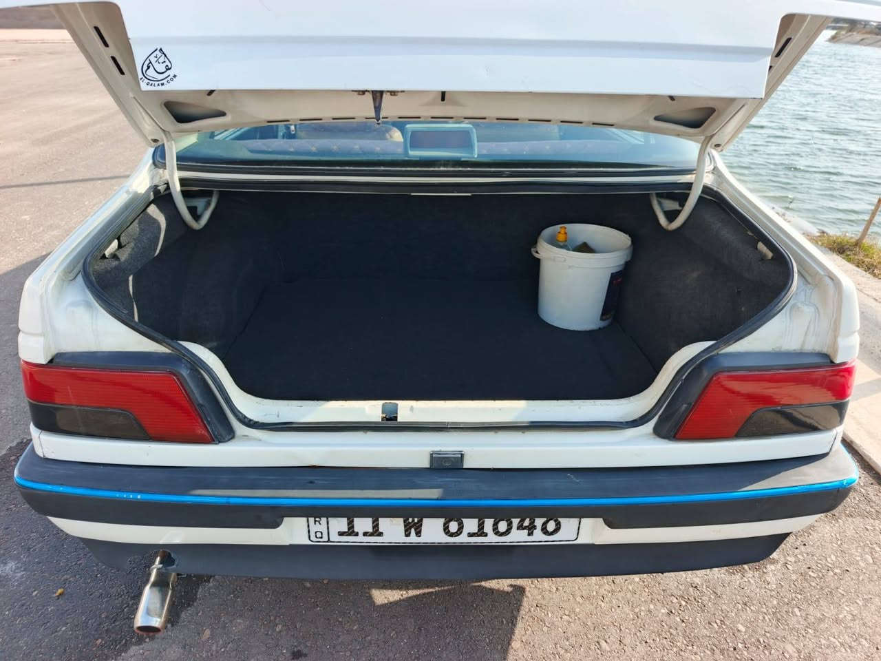 السلام عليكم بيجو 405 سياره موديل 2010 مكفوله كفاله عامه من الظربه والصبغ رقم وهزه جديده سياره ماشيه 182الف حقيقي مكاني بغداد رقم ***********
