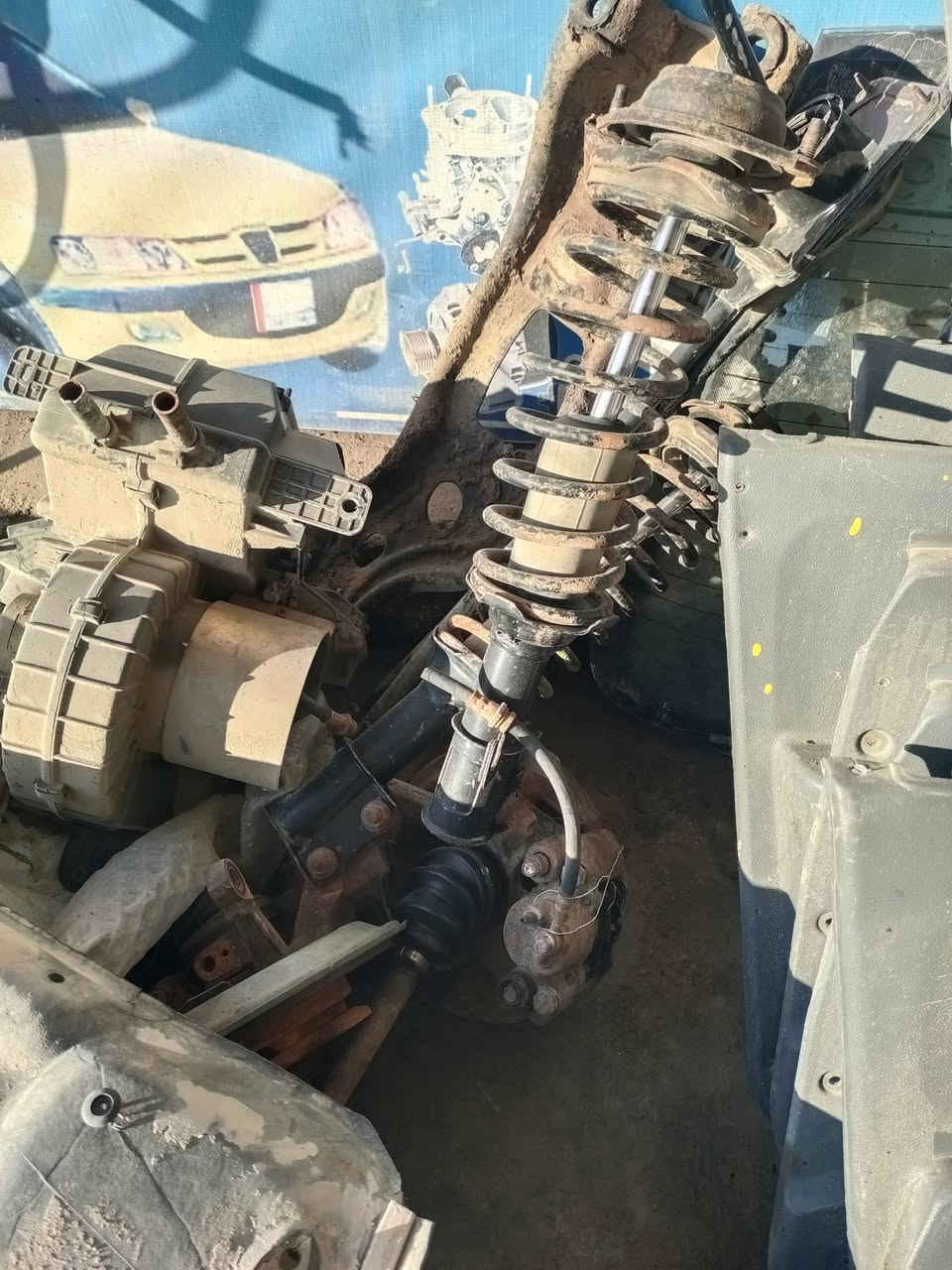 السلام عليكم ورحمه الله وبركاته
تفصيخ راسم أبو محمد إيشي تحتاج موجود 
جديد ومستعمل ايراني وصيني وكوري 
ونشتري سيارات تصقيط اجره وخصوصي 
العنوان بغداد أبو غريب الزيتون 
***********
