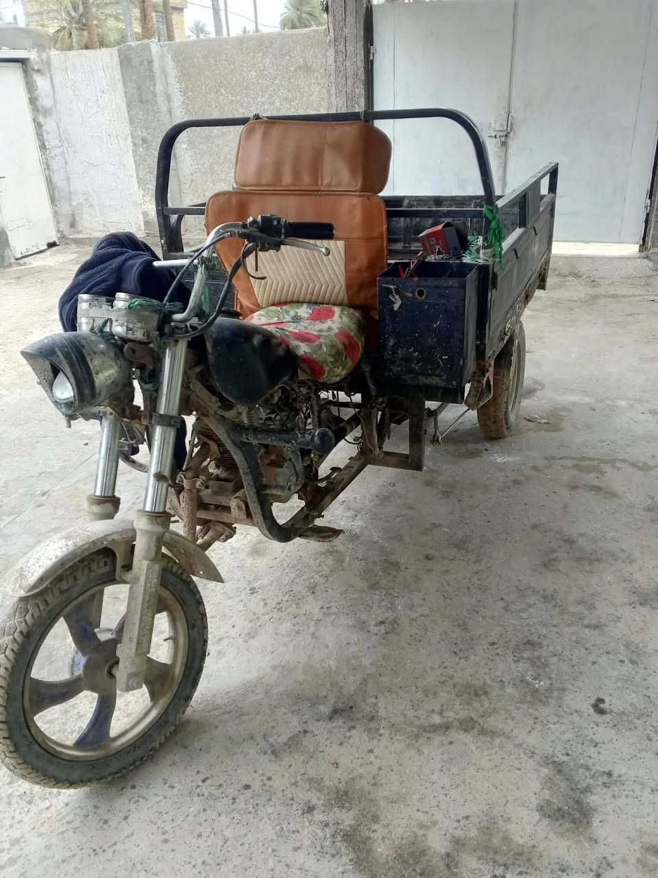 السلام عليكم ستوته جمره موديل 15 كلك اورقه ضايعه فقط مكاتبه عني كلشي سويله 
محركه امتياره بيه عطل فقط بل كير لمن نمر ثالث طكطه اصير 
ستوته شاصي نضيف كلش بدي قوي الحله بكرلي سعره 700
***********
***********
