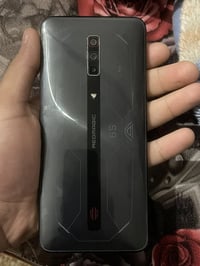 ريد مجك ٦برو ذاكره ٢٥٦ للبيع خاص او رقم هاتف 07812351699