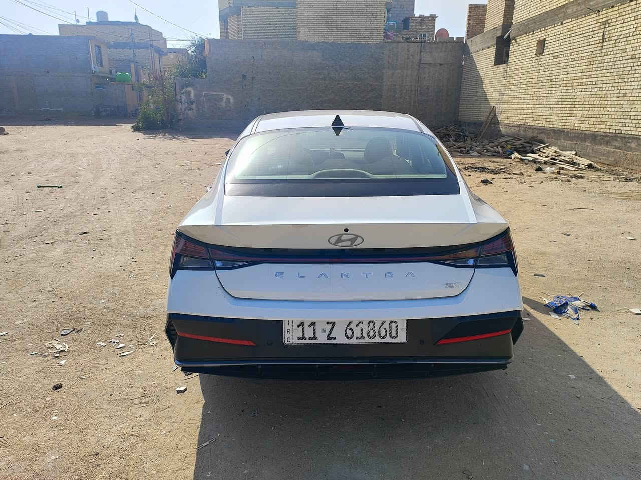 النترا خليجي موديل 2025 محرك 2000دوش السيارة كورية مو تجميع صيني
كفالة عامة ماشية 23الف
المواصفات
مري شفط 
فتحة سقف
ثلاث انضمة قيادة وي كل نضام تتغير العدادات 
العدادات شاشة ديجيتال
كشنات مخمل اوف وايت
شحن واير ليس
تشغيل عن بعد 
وباقي المواصفات معروفة
السيارة بعدها بإحالة الشركة قبل 3اشهر نازلة للشارع
السعر 200
مكان السيارة كربلاء
***********
***********
