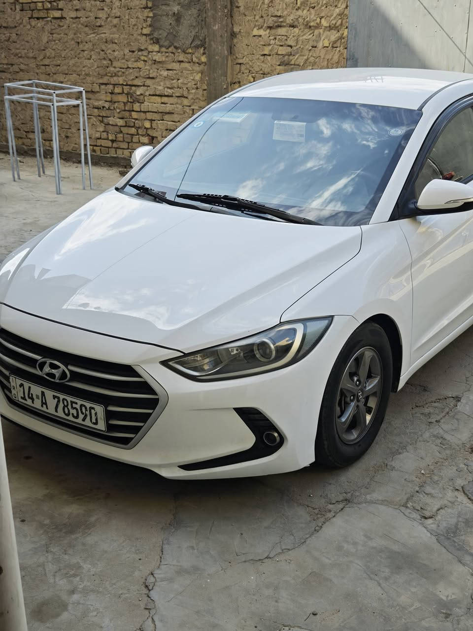 النترا افانتي موديل 17 وارد كوري كفاله صبغ وضربه وتبديل بسمي مكينه 1600 ماشيه 80 الف  مكاني زبير 140 بيها مجال كلش قليل السياره حيل جديده احلى من صور بهواي ***********
