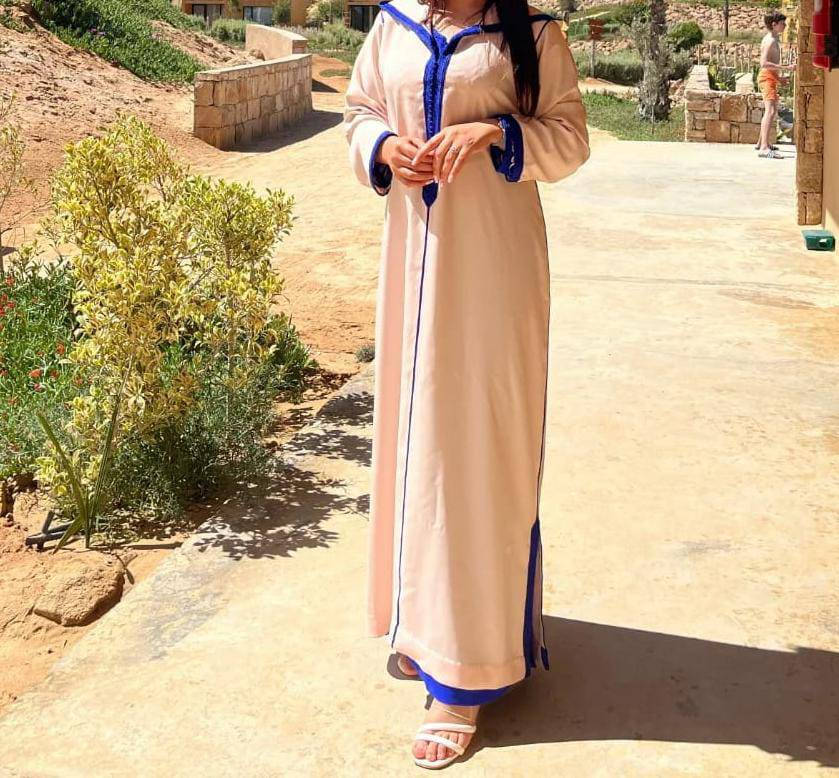 جلابة للبيع


**إذا كنت صاحب هذا الإعلان وتريد حذفه لأي سبب، رجاءا أرسل رسالة إلى الدعم الفني**