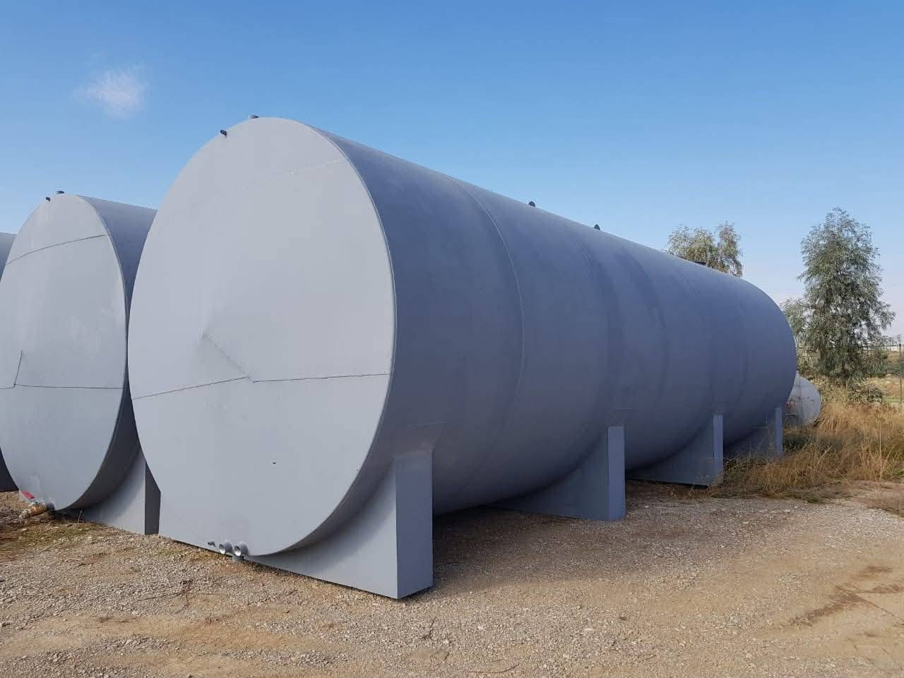 خزانات للبيع ***********
