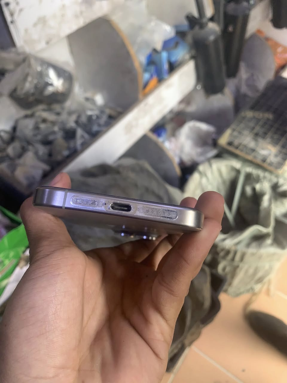 ايفون 15 برو ماكس مكفول شرق اوسط بطاريه ٨٨ ذاكره ٢٥٦ جهاز نضافته ١٠٠ السعر مليون وبي مجال لشراي


**إذا كنت صاحب هذا الإعلان وتريد حذفه لأي سبب، رجاءا أرسل رسالة إلى الدعم الفني**