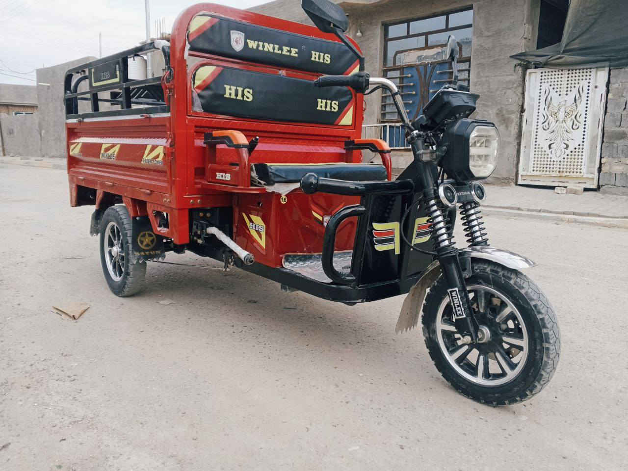 سلام عليكم ستوتة موديل 2025 نضيفة بطاريات نضيفة الستوتة نضيفة مثل ما موضحة بالصورة السعر مليون وربع المكان بغداد ابو غريب النصر والسلام رقم الهاتف واتساب فقط مابي اتصال ع الرصيد فقط واتساب***********
